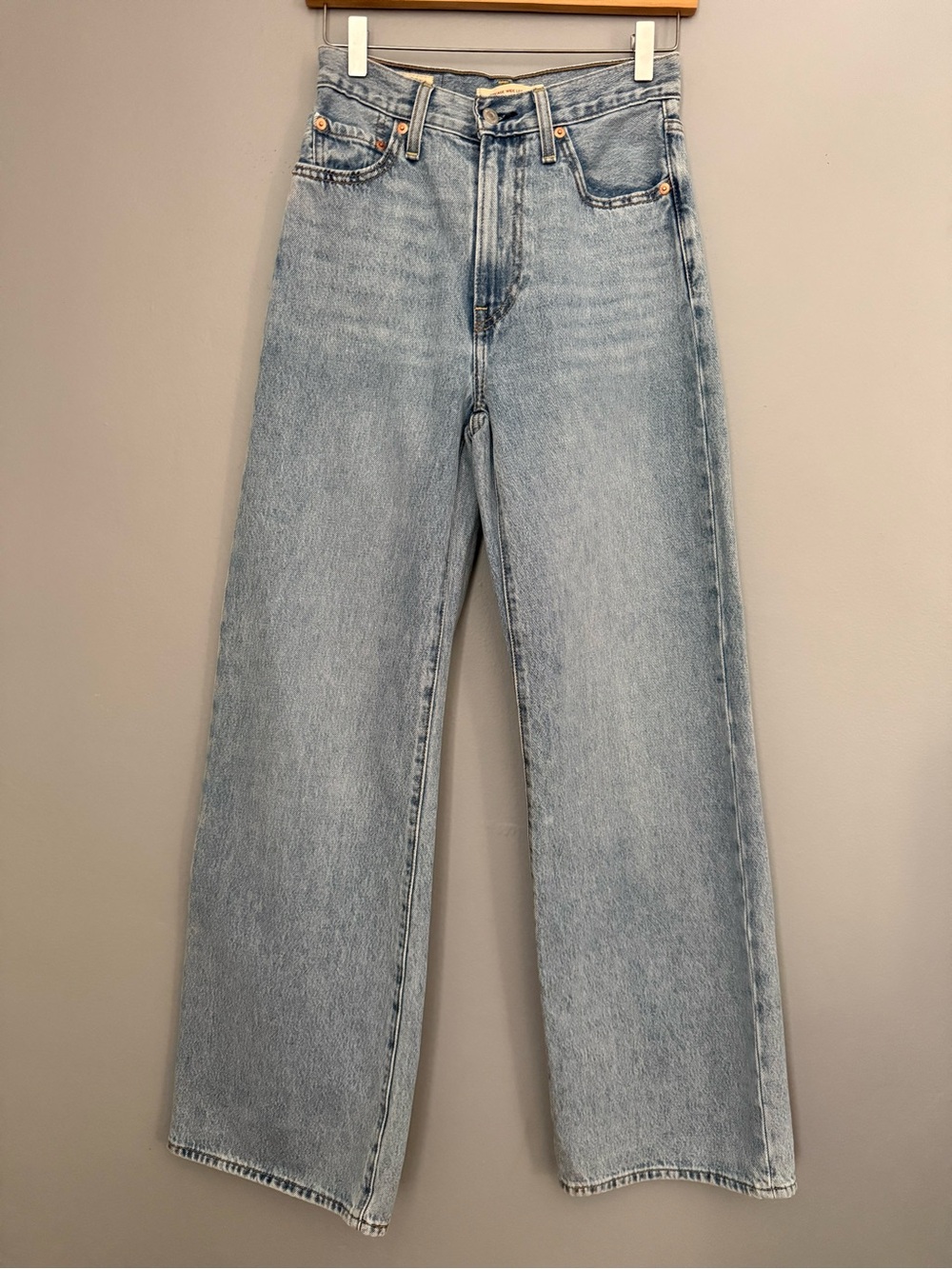 Levi’s Size 25 Ribcage Wide Leg Jeans - Picture 4 of 16